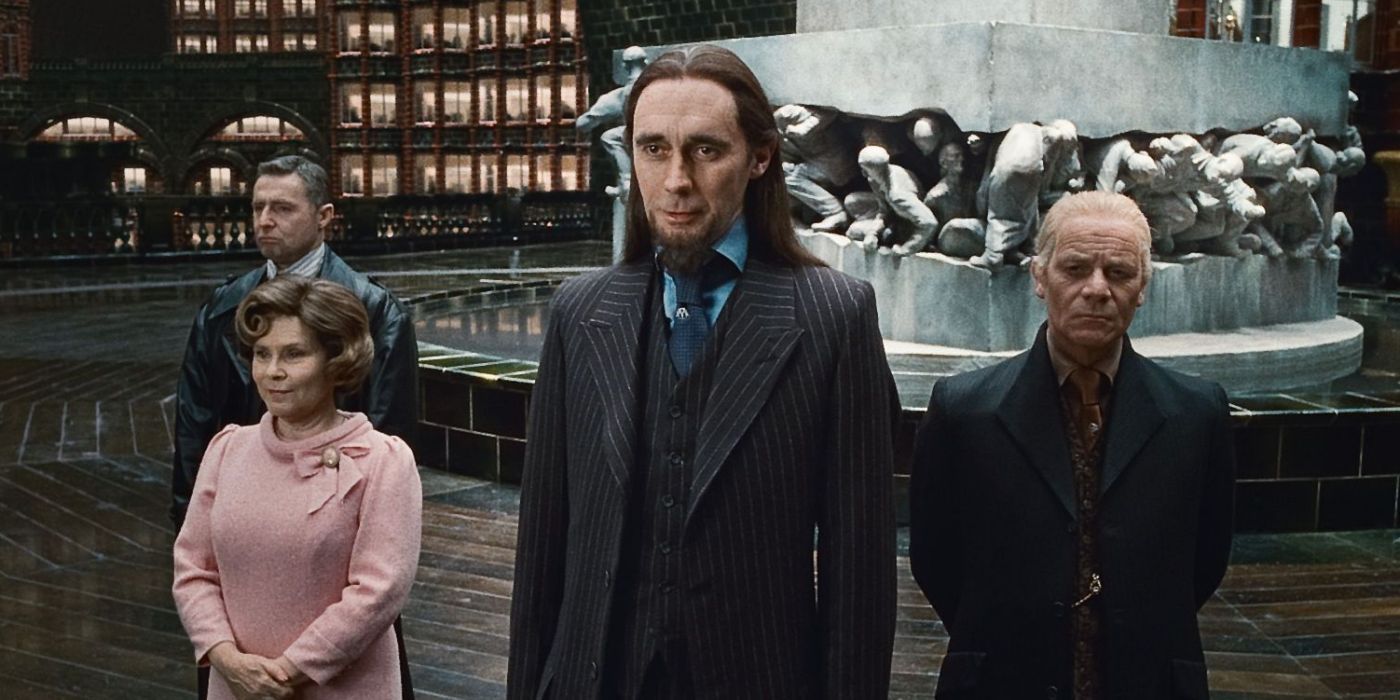 The Minster for Magic with Dolores Umbridge and other Ministry workers in Harry Potter. 