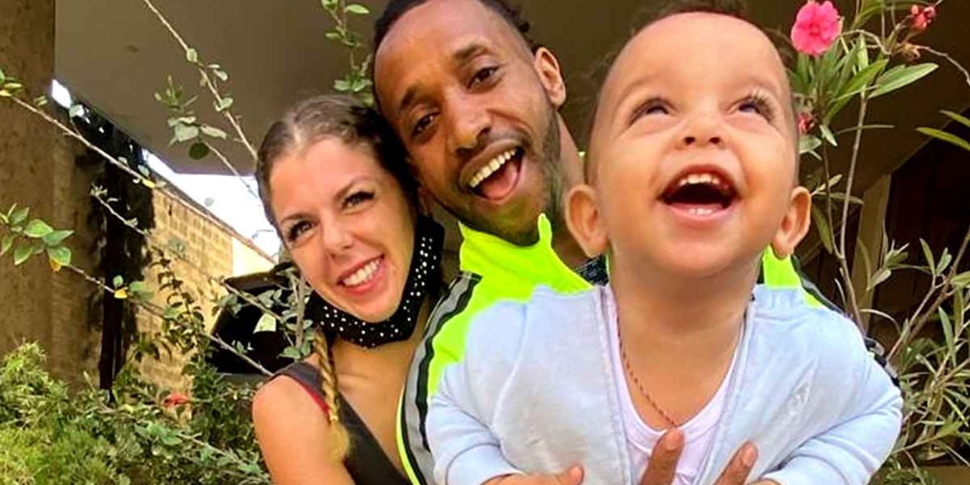 90 Day Fiancé&rsquo;s Biniyam, Aviel &amp; Ariela smiling