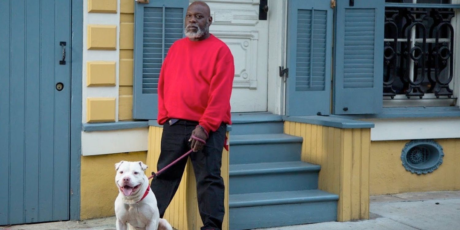 A man with a pit bull in Pit Bulls and Parolees