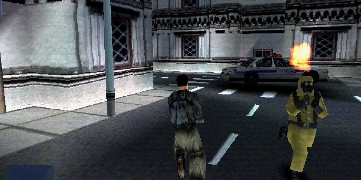A soldier runs in the street in Syphon Filter (1999) 