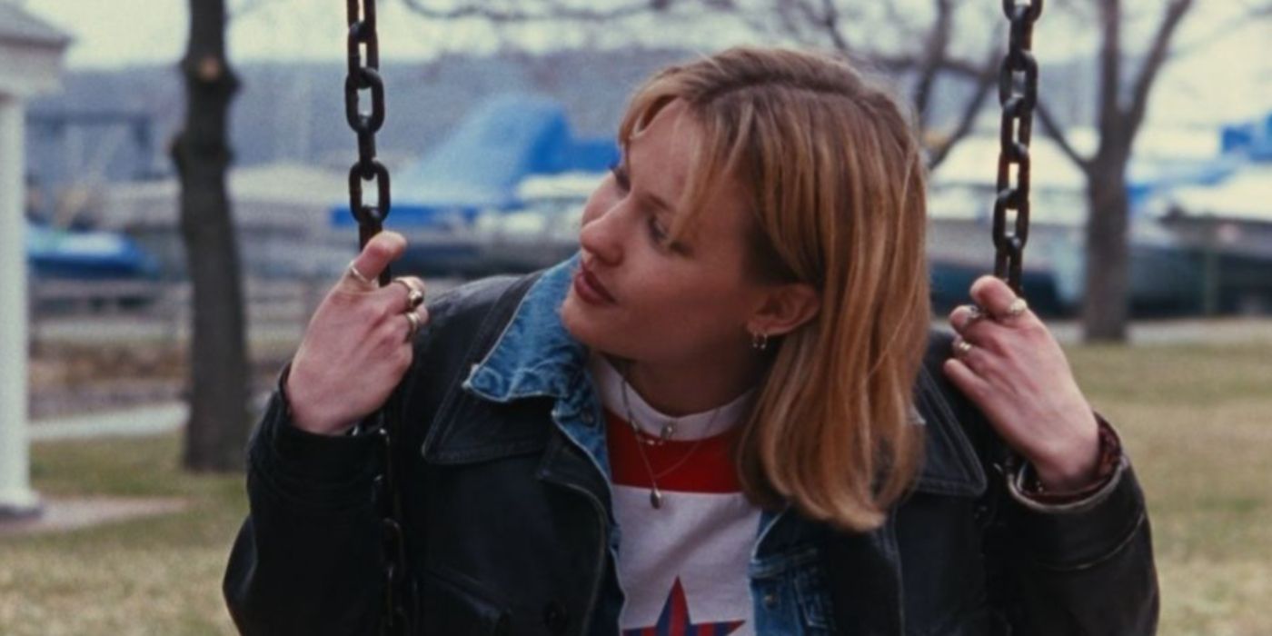 10 Perfect Scenes From Romance Movies That Still Blow Us Away