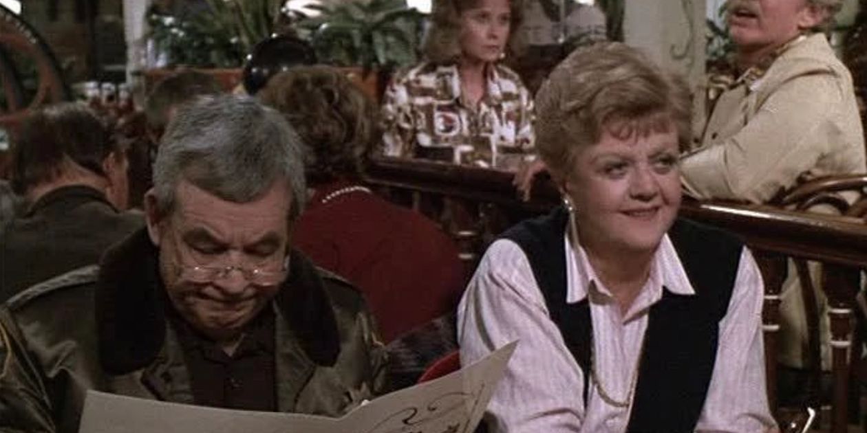 Amos and Jessica at a restaurant in Murder She Wrote episode Keep The Home Fries Burning