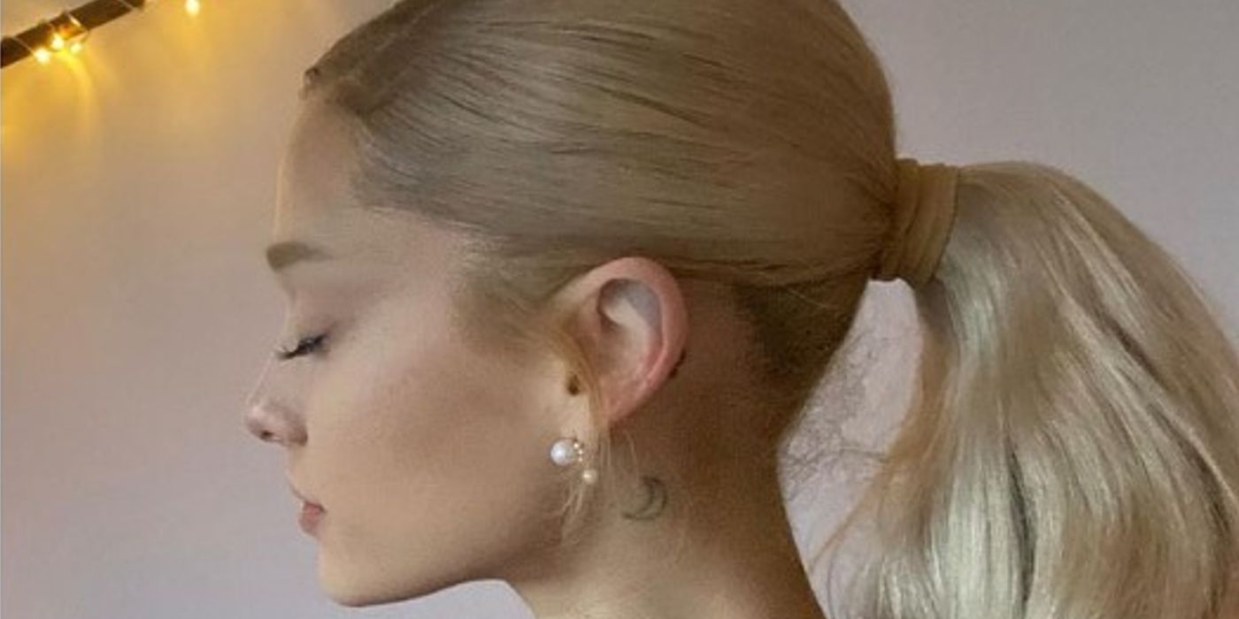 Ariana Grande Debuts Blonde Wicked Hair For Glinda Role In Movie Musical