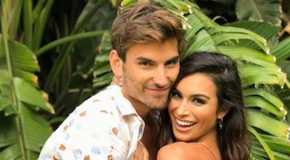 Ashley Iaconetti and Jared Haibon from Bachelor in hugging each other