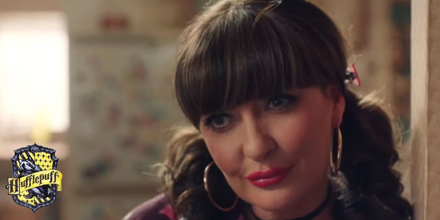Aunt Sarah in Derry Girls with a Hufflepuff Hogwarts crest in the lower left corner
