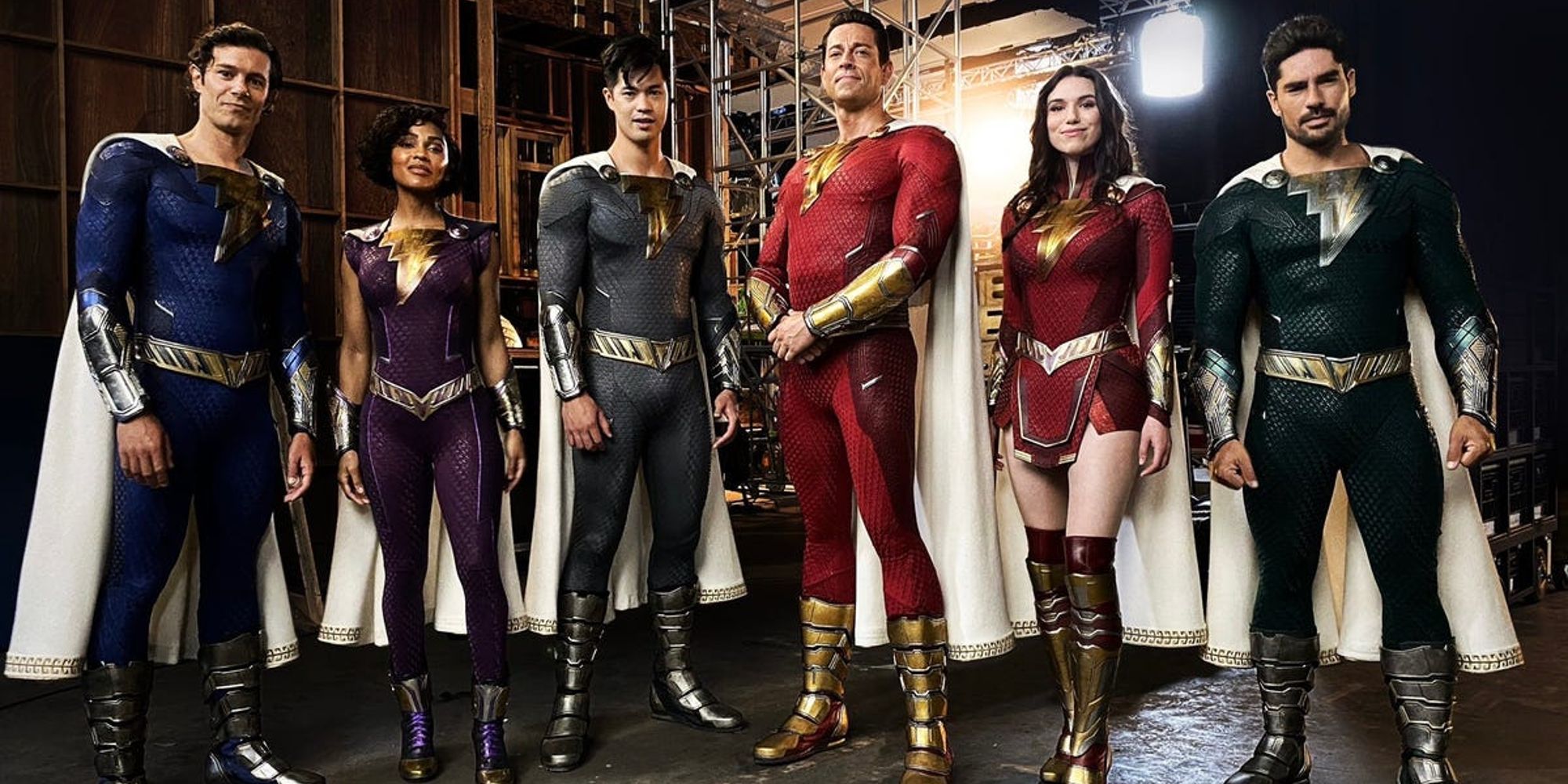 Behind the scenes photo of the Shazam Family in Shazam Fury Of The Gods (2023)