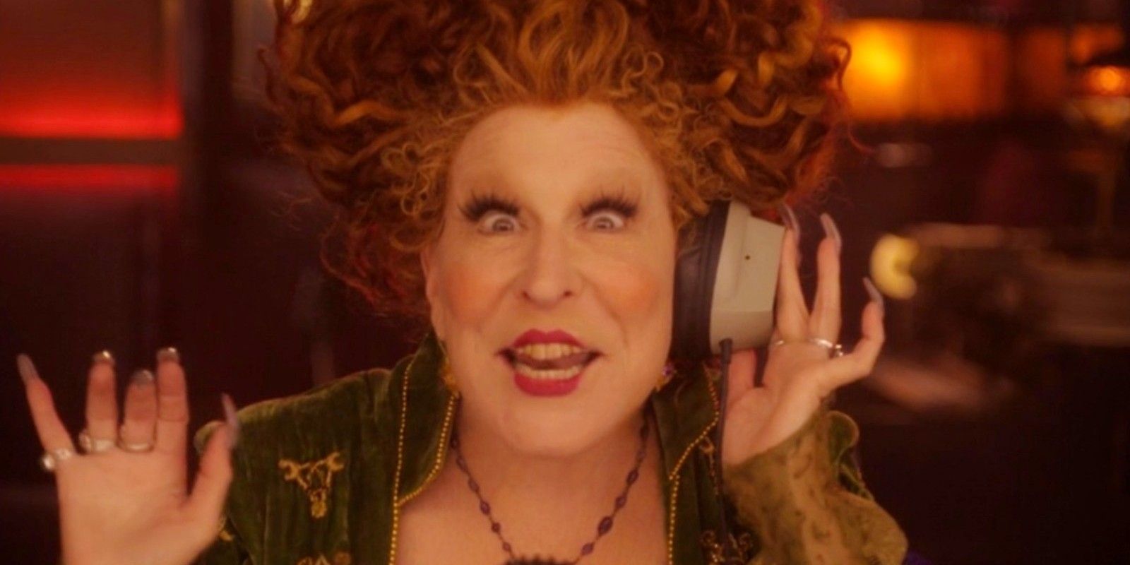 Winifred holding the phone to her ear in Hocus Pocus 2