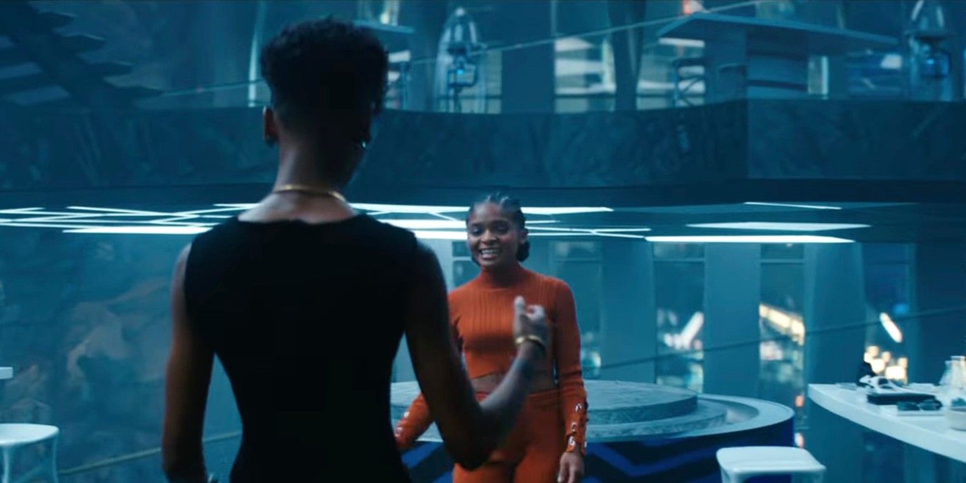 Bande-annonce de Black Panther 2 Wakanda Forever Letitia Wright dans le rôle de Shuri Dominique Thorne dans le rôle de Riri Williams Ironheart