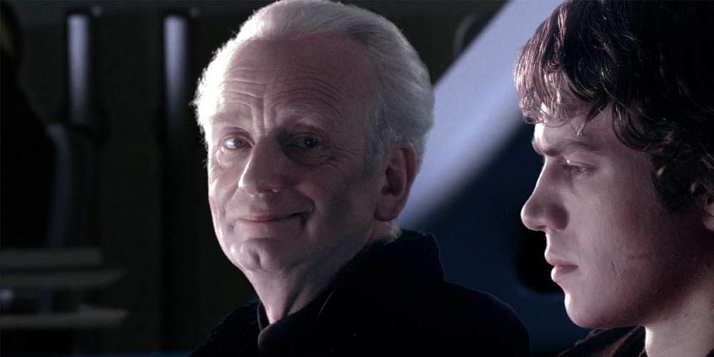 Chancellor Palpatine smiles at Anakin in Revenge of the Sith