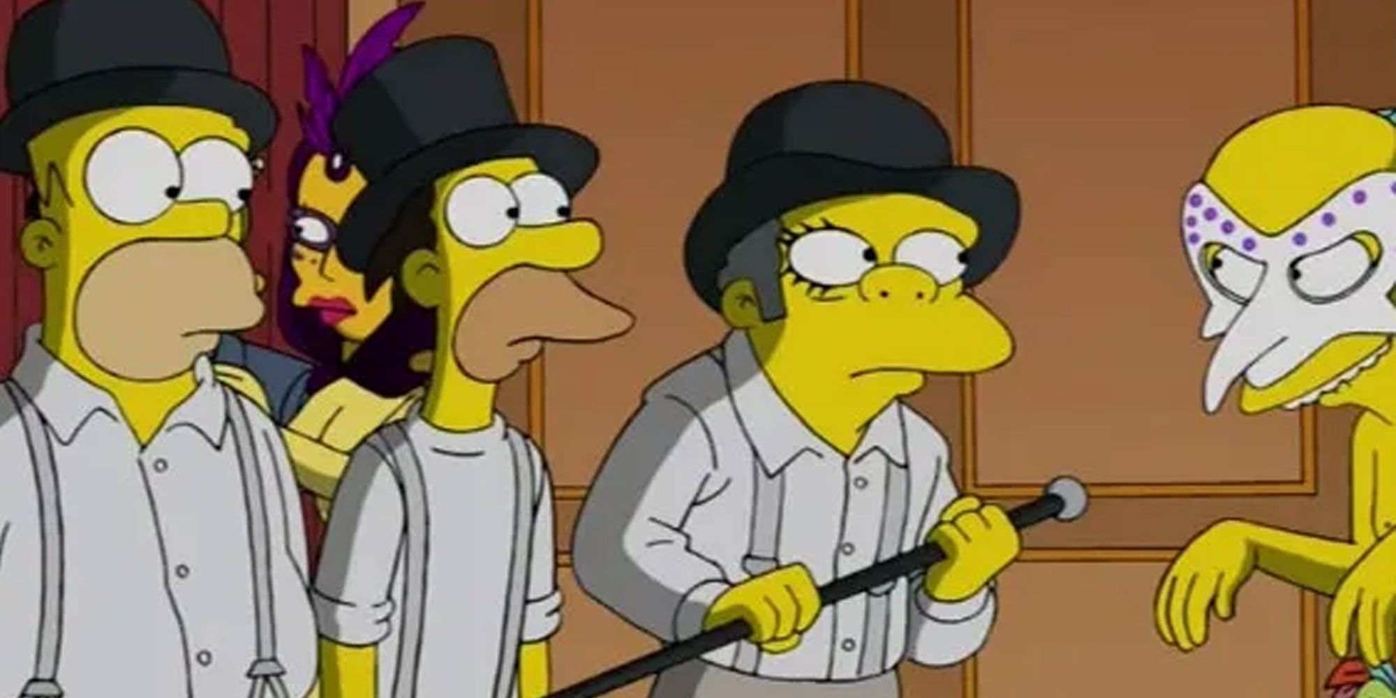Homer, Lenny e Moe em fantasias de Laranja Mecânica em Os Simpsons Treehouse of Horror