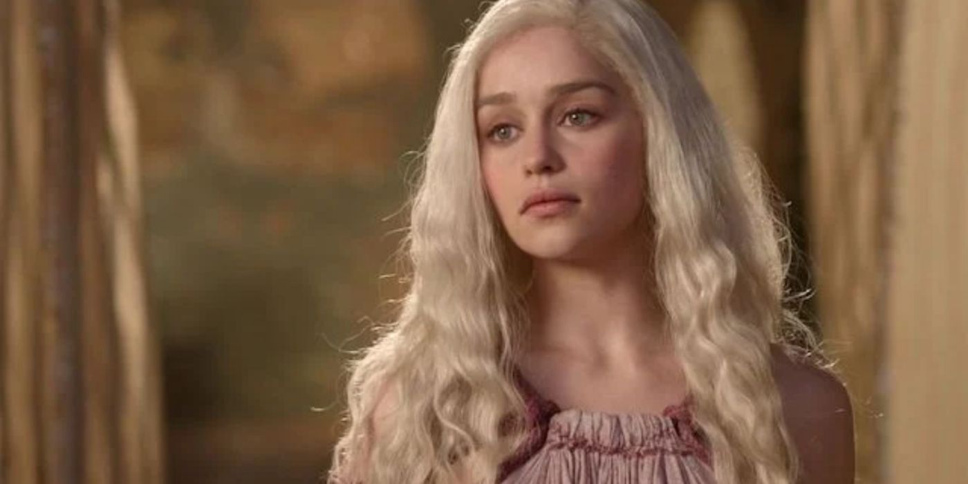 Daenerys Targaryen looking to the distance in season 1 of Game of Thrones.