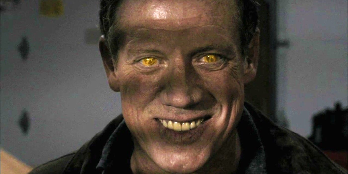 Fredric Lehne como Azazel Demônio de Olhos Amarelos em Supernatural