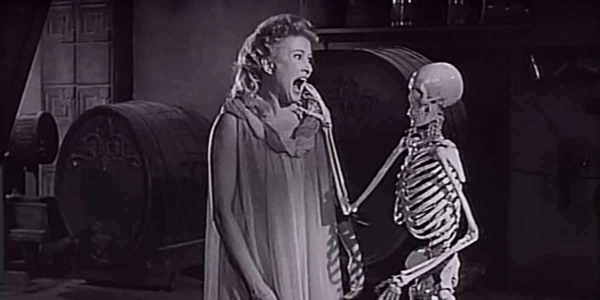 House On Haunted Hill 10 Scariest Scenes From The Movie Series