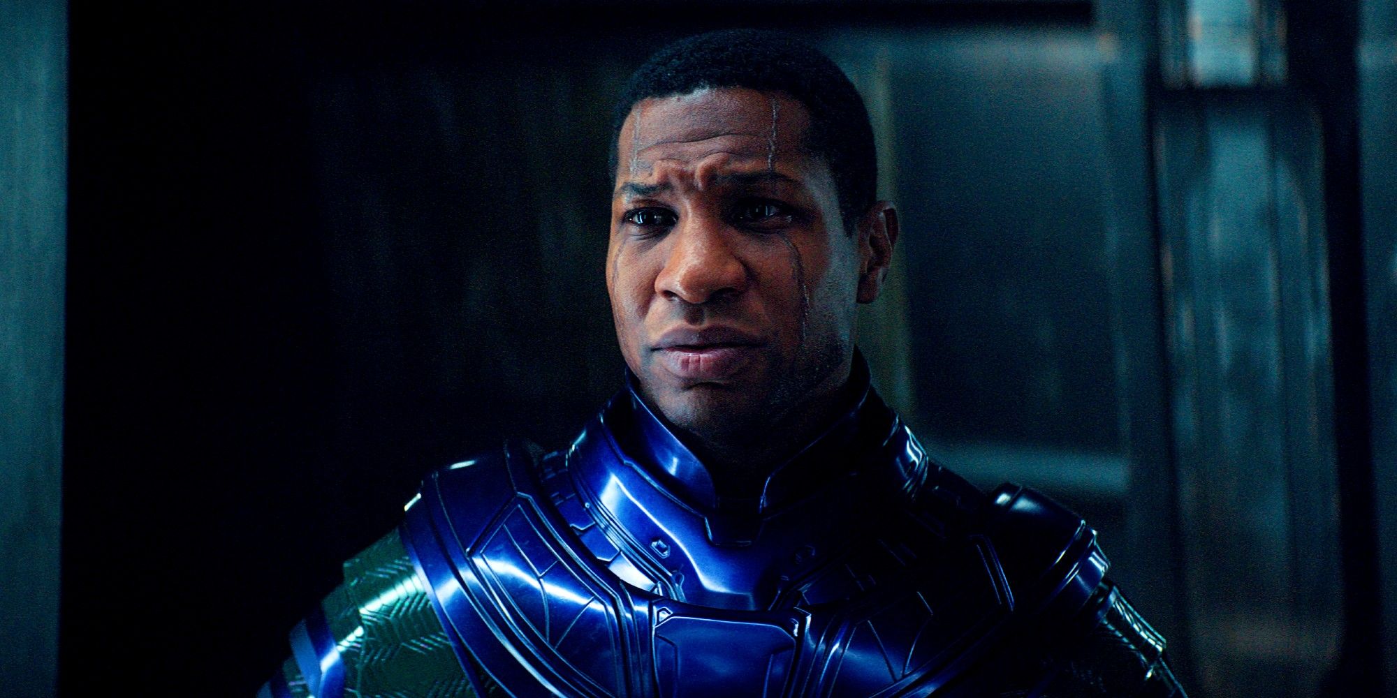 Jonathan Majors como Kang em Homem-Formiga e a Vespa Quantumania