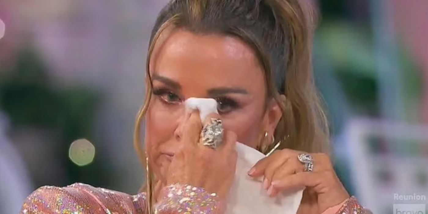Kyle crying at the reunion of RHOBH