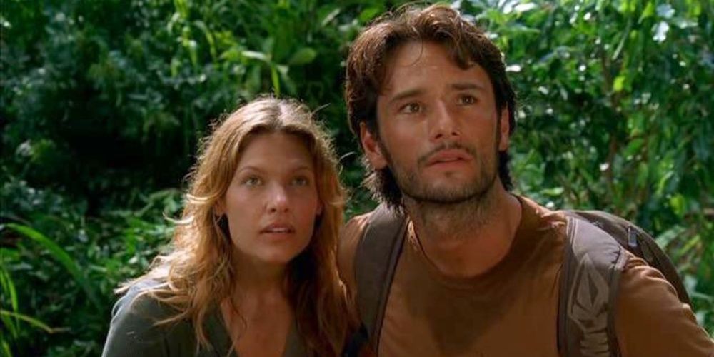Nikki And Paulo in the jungle in Lost
