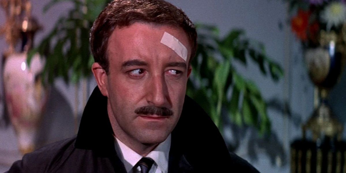 Peter Sellers como Inspetor Clouseau em Um Tiro no Escuro