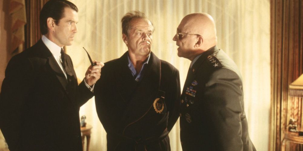 Professor Donald Kessler advises the President in Mars Attacks!