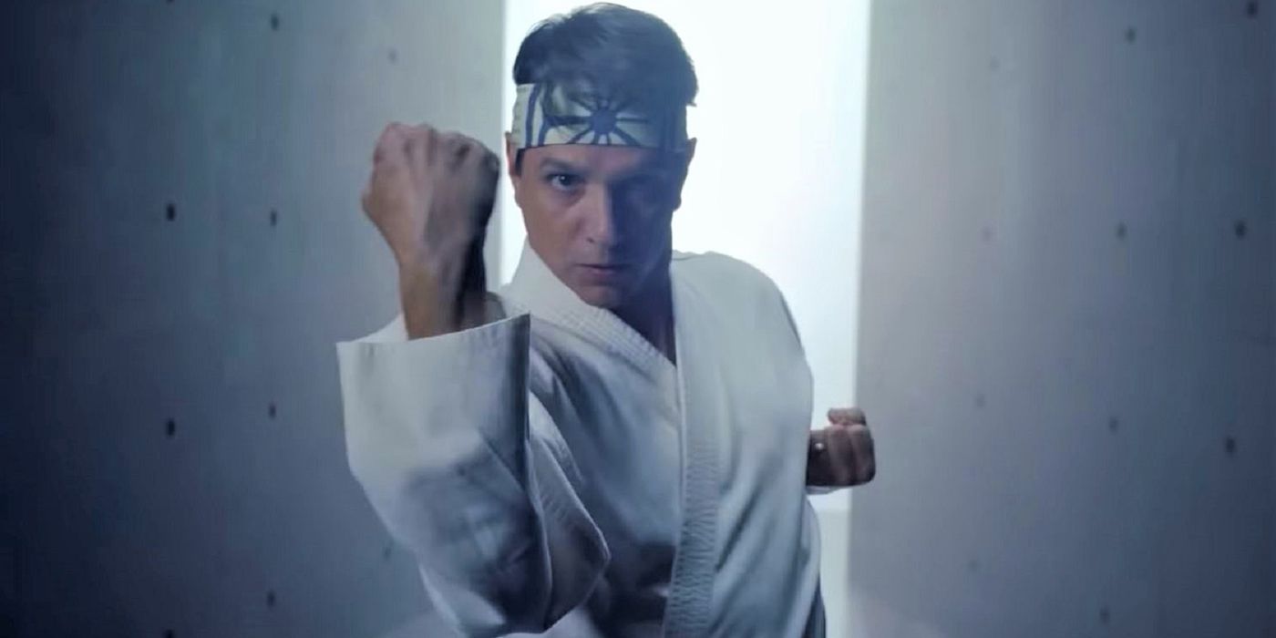 Vilão de Karatê Kid pode ter papel crucial em Cobra Kai 5