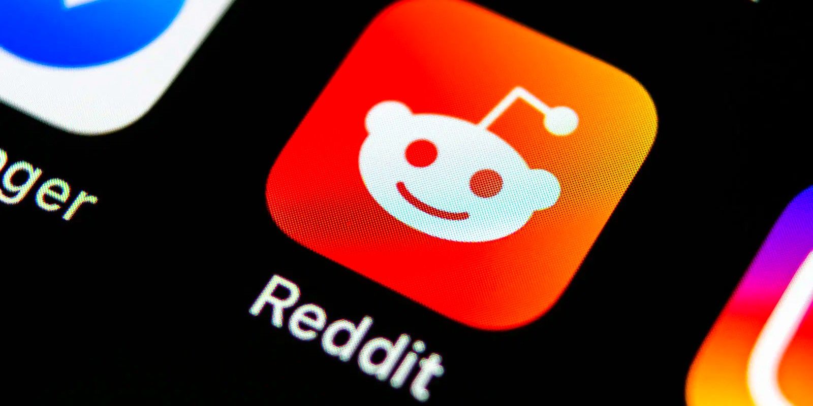 An image of a Reddit app on your mobile screen
