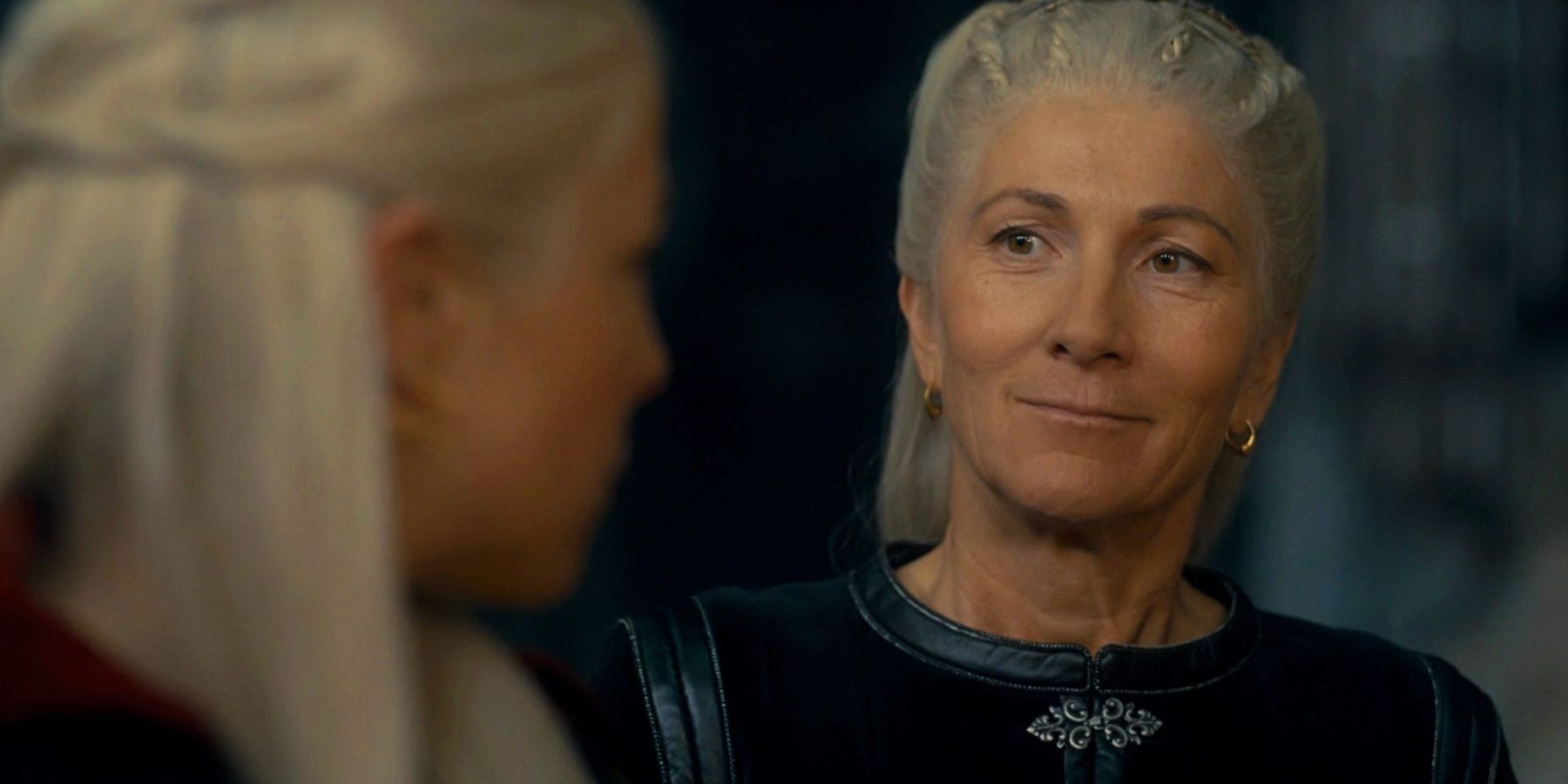 Eve Best como Rhaenys Targaryen em House Of The Dragon Temporada 1 Episódio 10