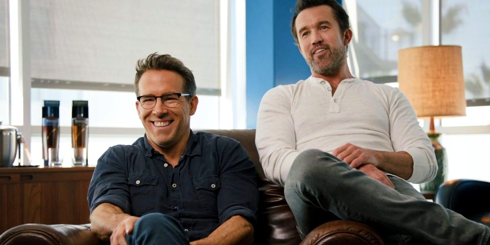 Ryan Reynolds and Rob McElhenney in Welcome to Wrexham season 1