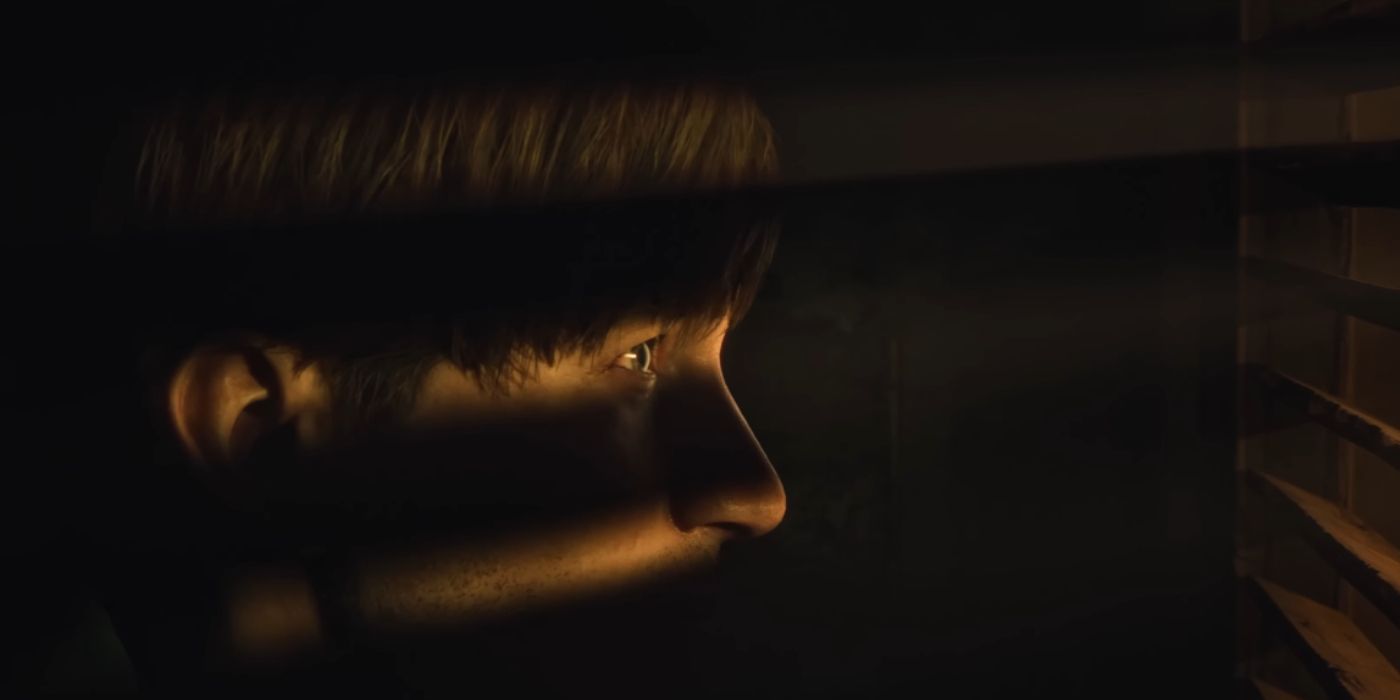James Sunderland, no teaser trailer do remake de Silent Hill 2, espiando pelas persianas da porta de um armário.