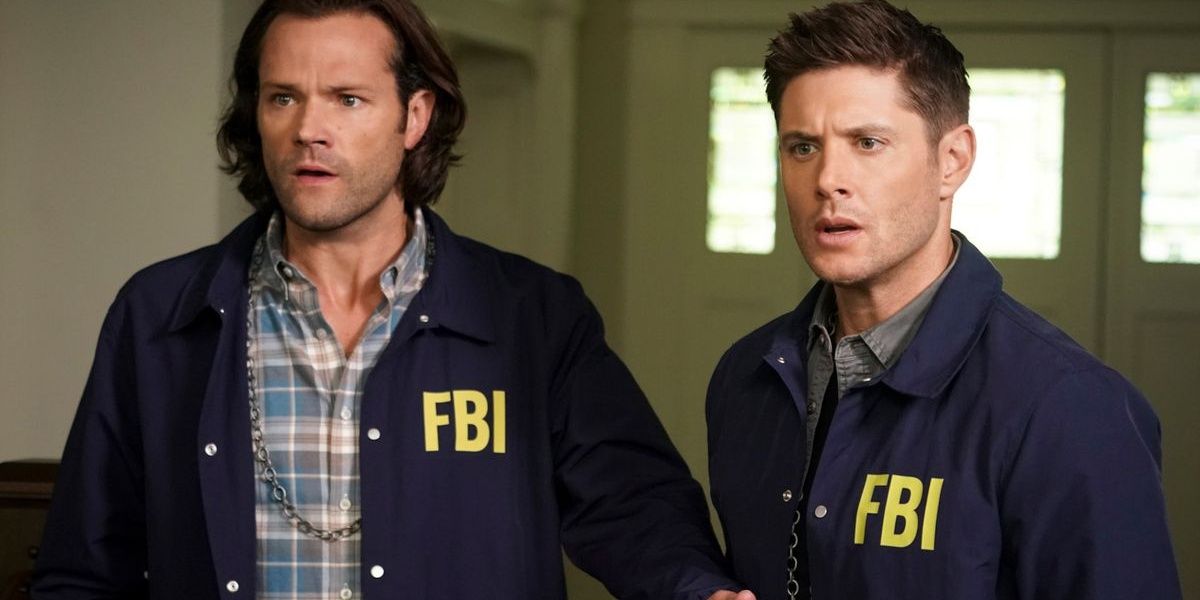Sam and Dean wearing FBI jackets in Supernatural 