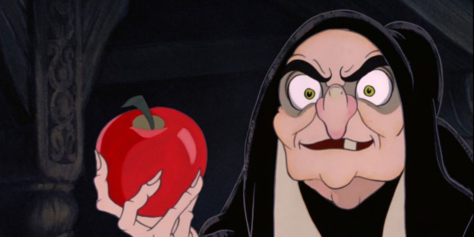 1 Villain Change Helped Disney’s Snow White Avoid An Original Story Problem