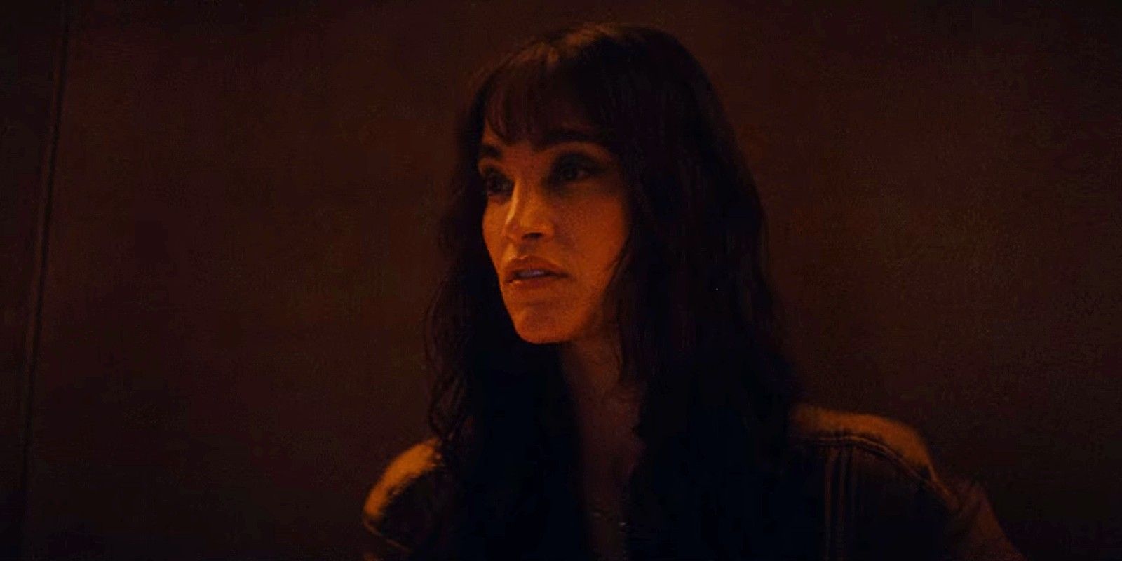 Sofia Boutella As Dr. Zahra in Guillermo del Toros Cabinet of Curiosities The Viewing