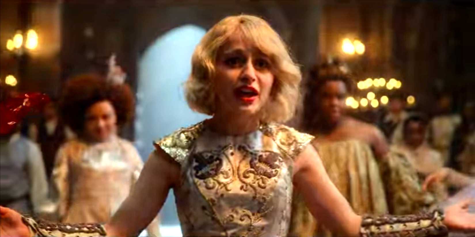 Sophia-Anne-Caruso-as-Sophie-in-The-School-For-Good-and-Evil