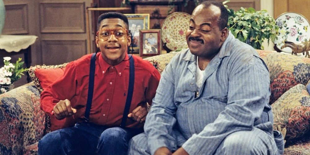 Steve and Carl sitting on the couch in Family Matters