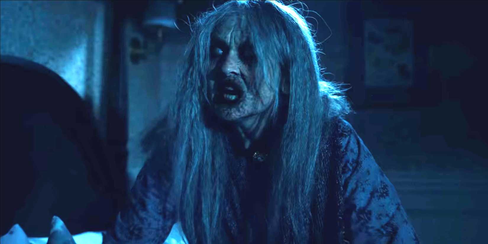 The-Midnight-Club-Season-1-Old-Woman-Ghost-1