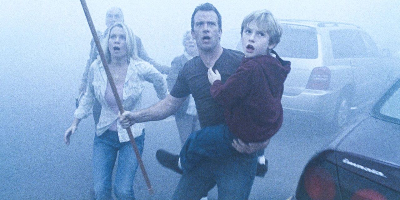 Thomas Jane flees from monsters in The Mist