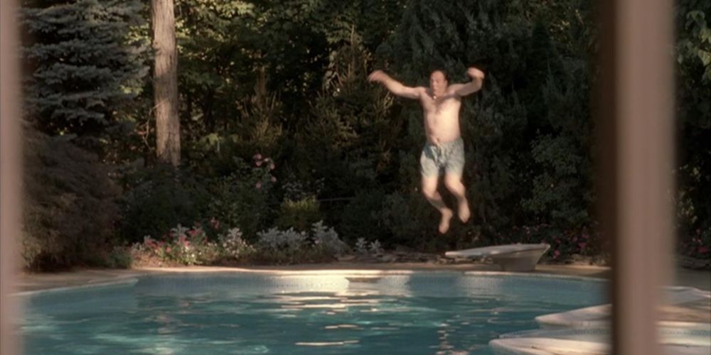 Tony pula na piscina - Os Sopranos