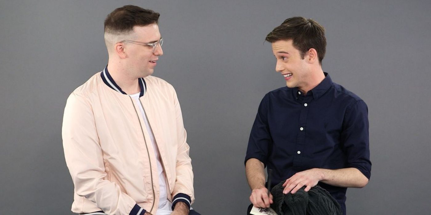 Tyler Henry gives a reading in Hollywood Medium