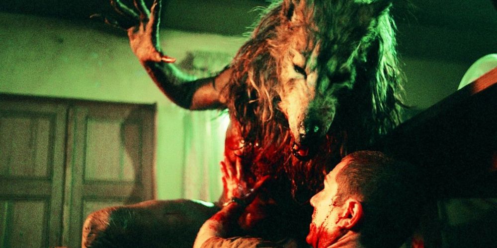 A soldier is attacked by a werewolf in Dog Soldiers