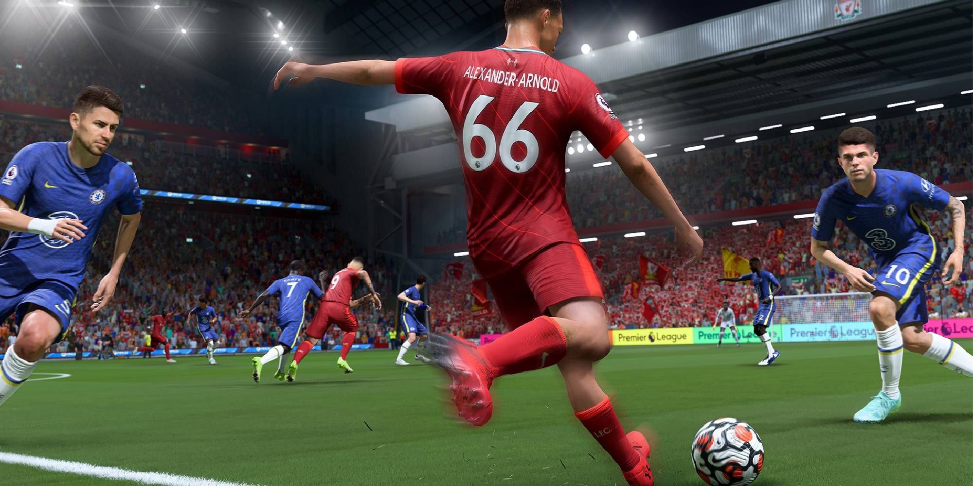 Jogador número 66 do FIFA 23 arremessando contra dois atletas de uniforme azul perto do canto do campo