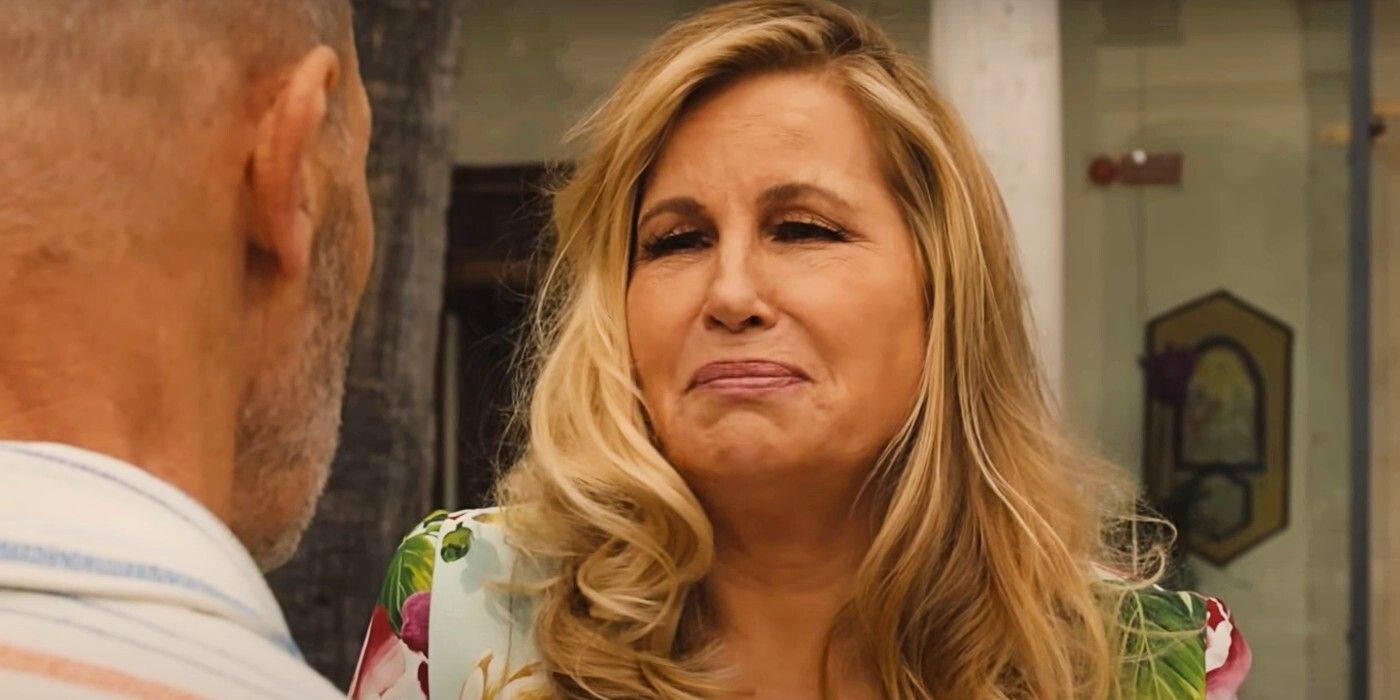 jennifer coolidge no lótus branco