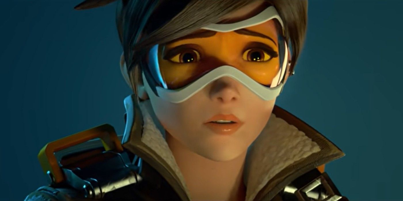 Tracer mourning in the Overwatch animation 