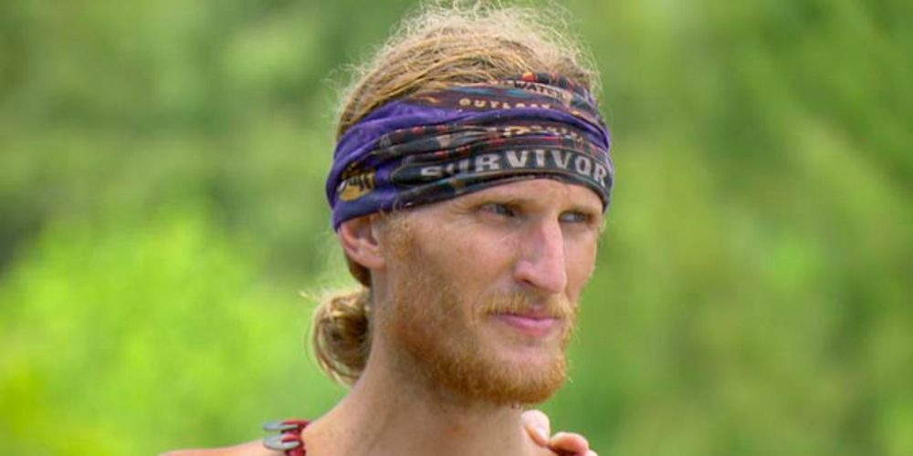 Tyson wears a purple headband on Survivor