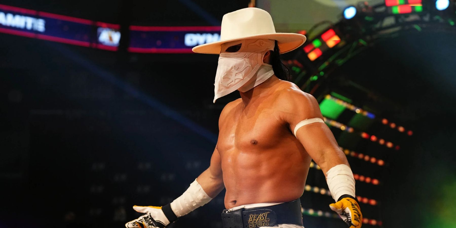 Bandido walks to the ring for his debut AEW match against Chris Jericho.