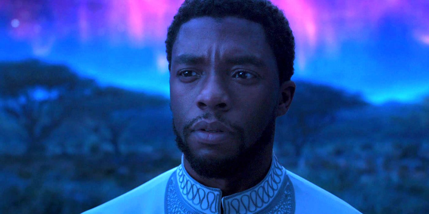 Chadwick Boseman como Pantera Negra