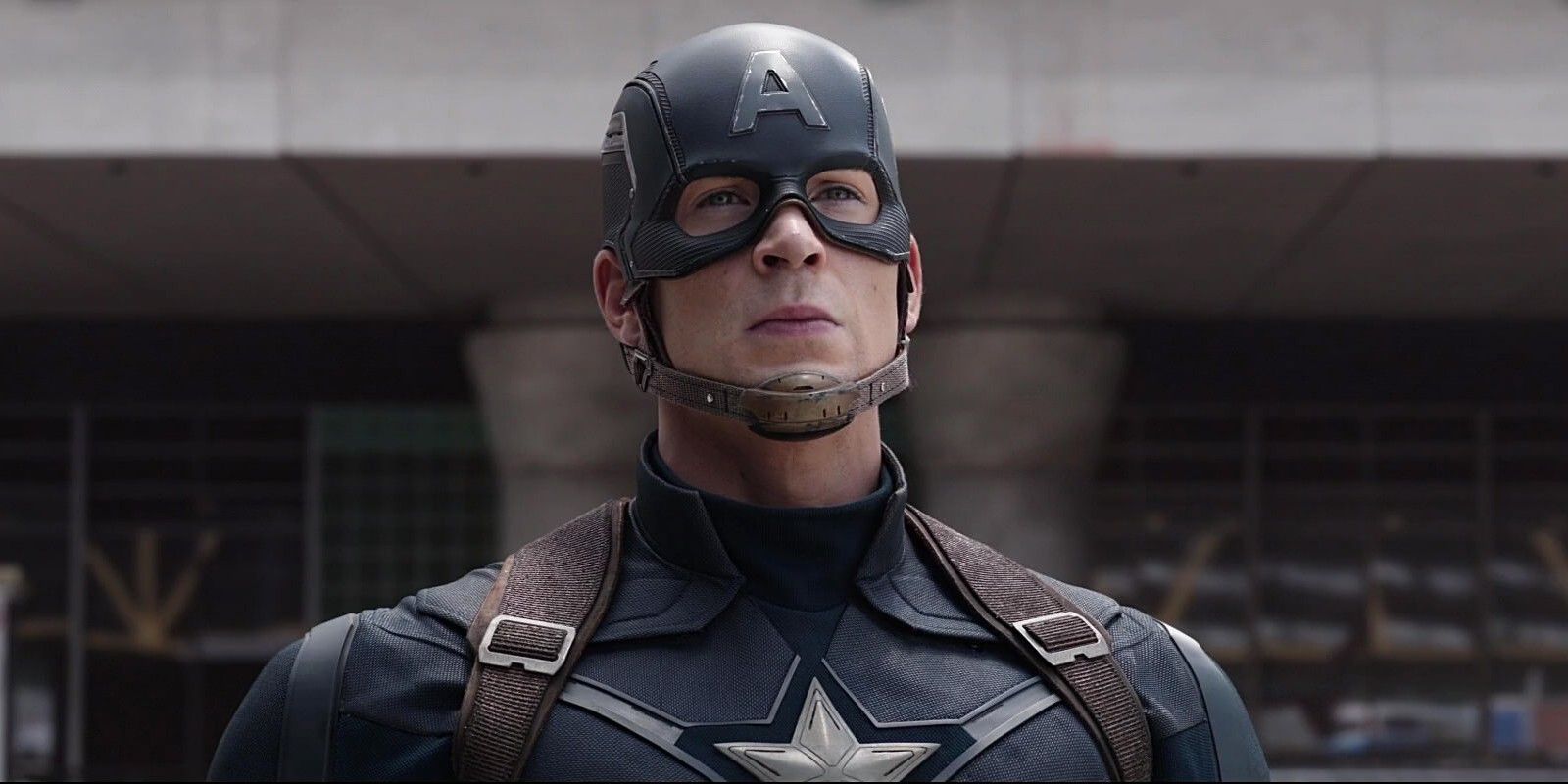 Chris Evans como Steve Rogers em Capitão América Guerra Civil