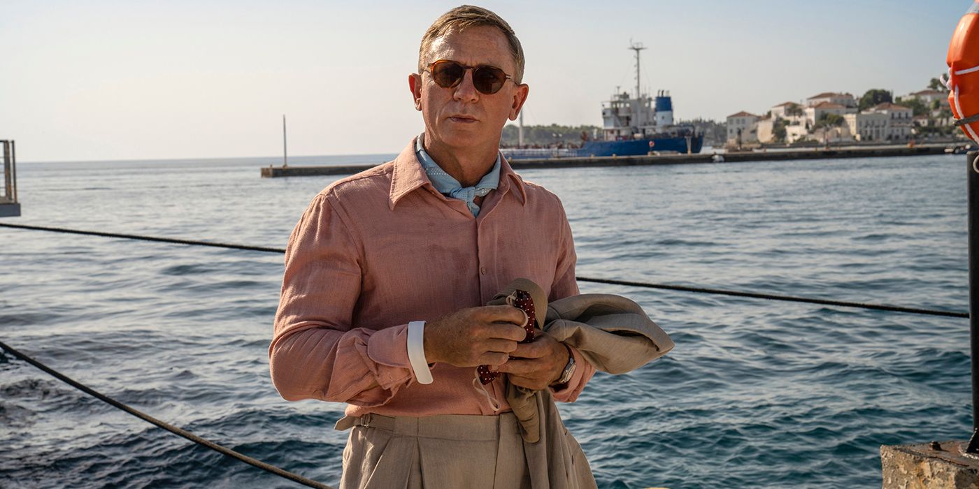 Daniel Craig as Benoit Blanc in Glass Onion A Knives Out Mystery