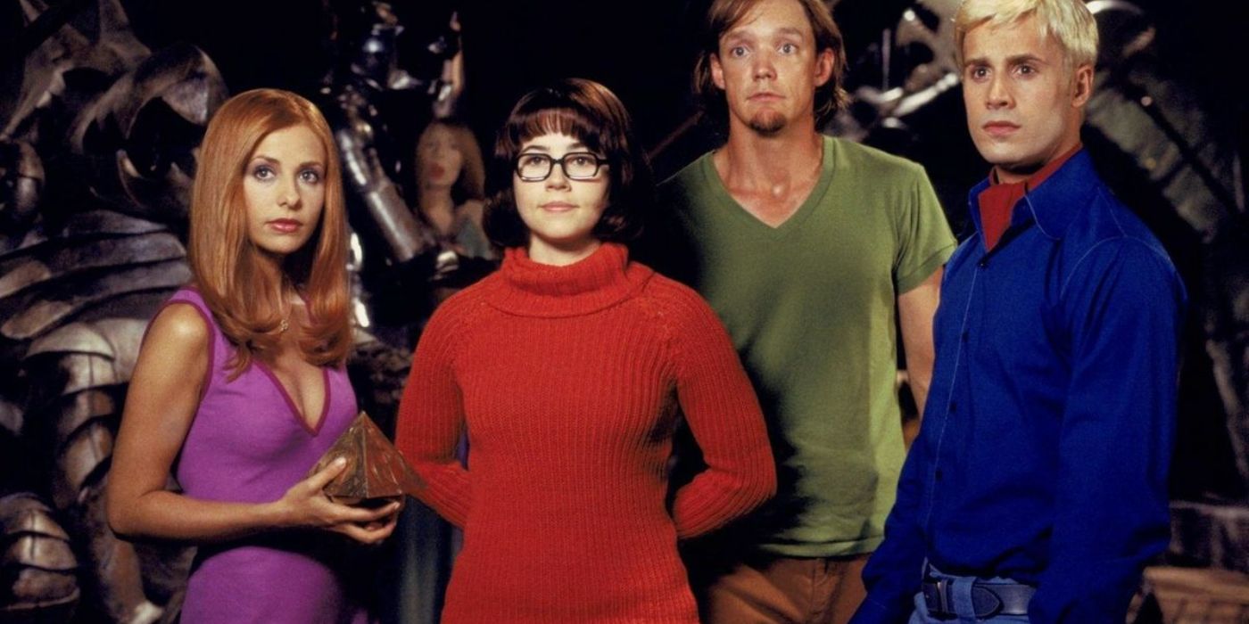 Daphne, Velma, Salsicha e Fred em Scooby Doo. 