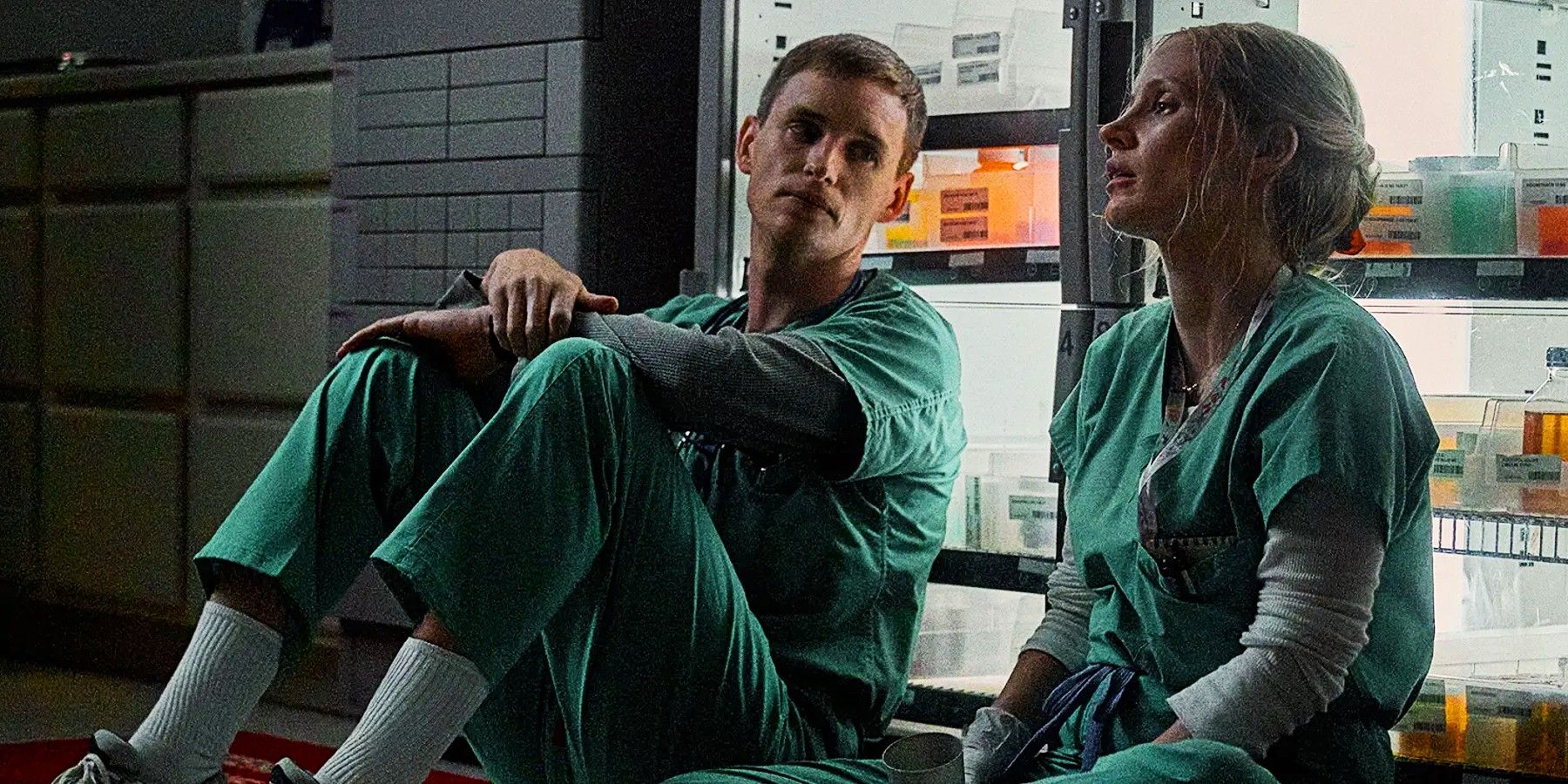 Eddie Redmayne as Charles Cullen and Jessica Chastain as Amy Loughren in The Good Nurse