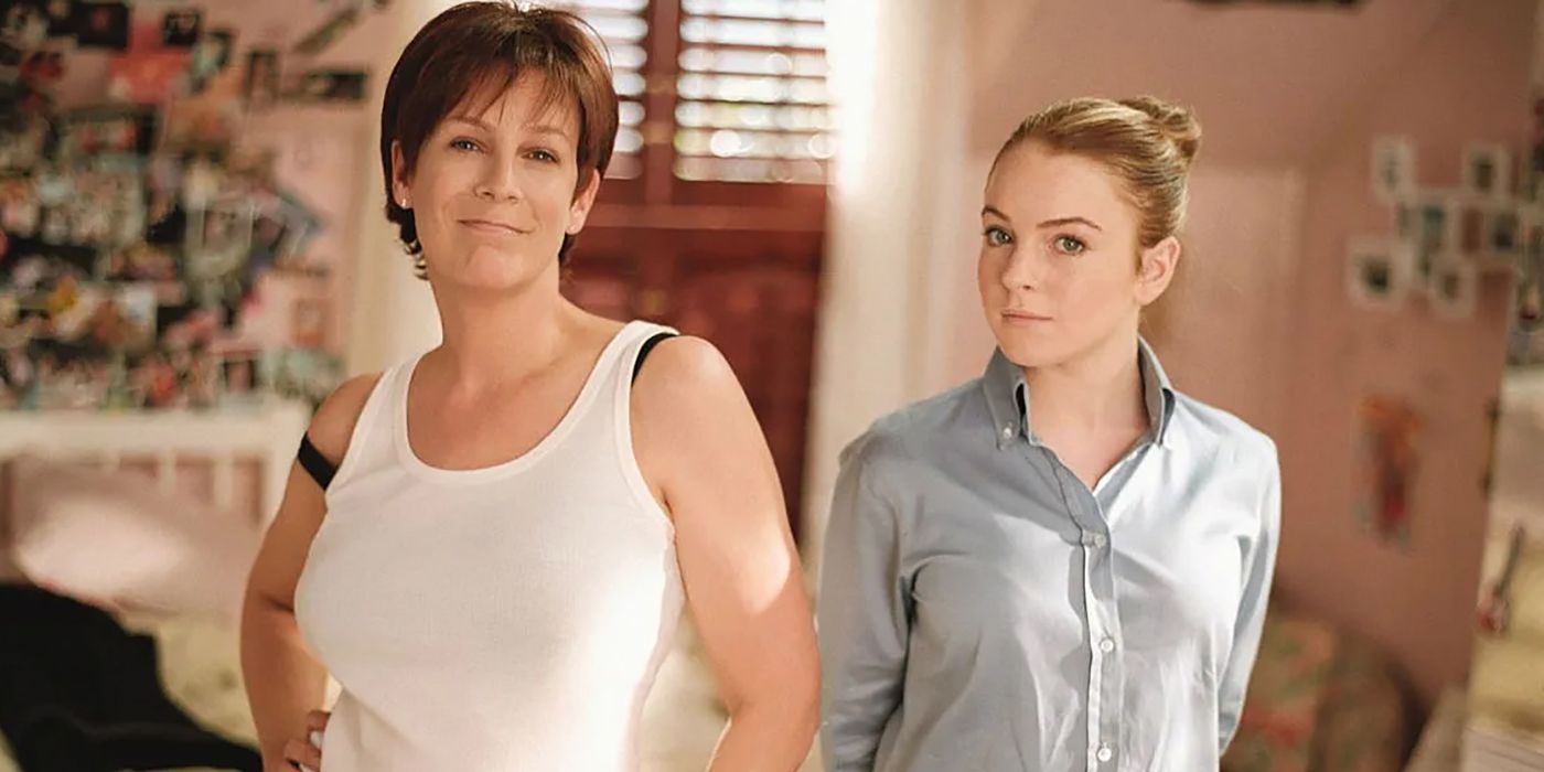 Jamie Lee Curtis as Tess and Lindsay Lohan as Anna in Freaky Friday