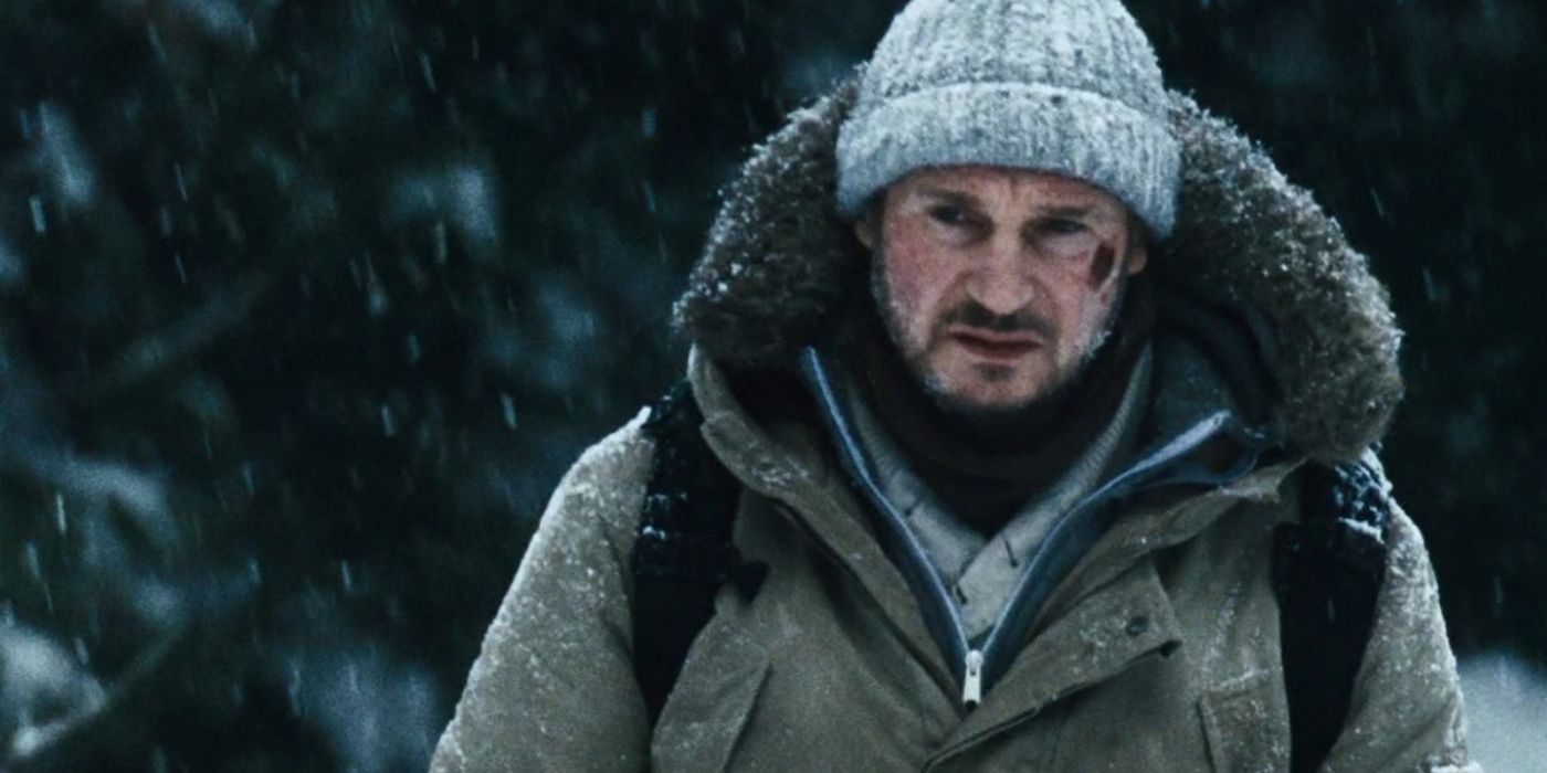 John Ottway dehors en hiver dans The Grey
