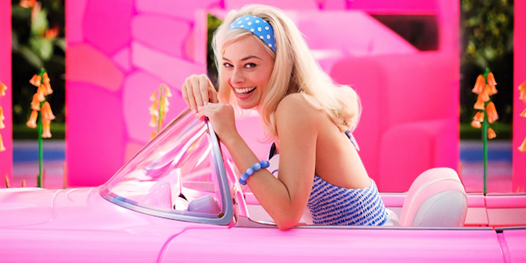 Margo Robbie Barbie movie in convertable